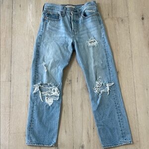 Levi’s 100% Cotton Distressed Wedgie Straight Jeans